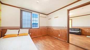 Suncheon Jeonmangjoeungot Pension