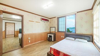 Suncheon Jeonmangjoeungot Pension