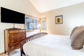 Ski Run #303 by Summit County Mountain Retreats