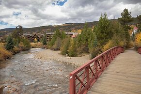 Ski Run #303 by Summit County Mountain Retreats