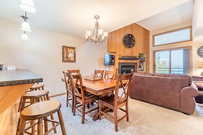 Ski Run #303 by Summit County Mountain Retreats