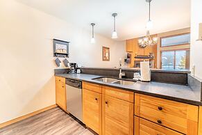 Ski Run #303 by Summit County Mountain Retreats