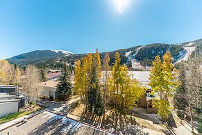 Ski Run #303 by Summit County Mountain Retreats