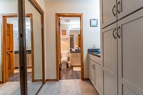 Ski Run #303 by Summit County Mountain Retreats