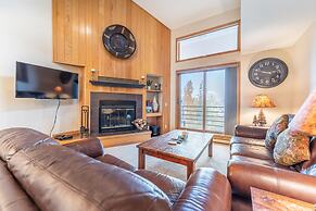 Ski Run #303 by Summit County Mountain Retreats