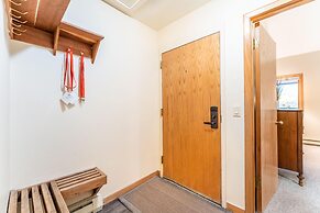 Ski Run #303 by Summit County Mountain Retreats