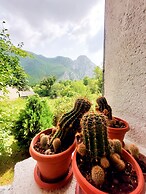 Impeccable Apartment With View in Dolna Matka