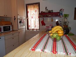 Impeccable Apartment With View in Dolna Matka