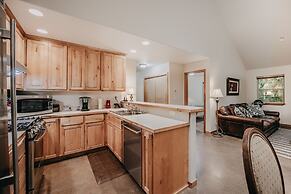 61mbr - Hot Tub - Wi-fi - Pets Ok - Sleeps 6 3 Bedroom Home by Redawni