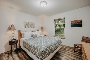 61mbr - Hot Tub - Wi-fi - Pets Ok - Sleeps 6 3 Bedroom Home by Redawni