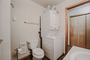 61mbr - Hot Tub - Wi-fi - Pets Ok - Sleeps 6 3 Bedroom Home by Redawni