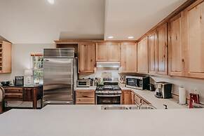 61mbr - Hot Tub - Wi-fi - Pets Ok - Sleeps 6 3 Bedroom Home by Redawni