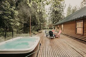 61mbr - Hot Tub - Wi-fi - Pets Ok - Sleeps 6 3 Bedroom Home by Redawni