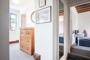 Angle Adventures - 4 Bed Cottage - Angle