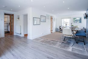 Angle Adventures - 4 Bed Cottage - Angle