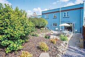 Angle Adventures - 4 Bed Cottage - Angle