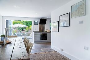 Angle Adventures - 4 Bed Cottage - Angle