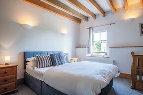 Angle Adventures - 4 Bed Cottage - Angle