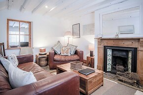 Angle Adventures - 4 Bed Cottage - Angle