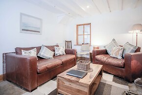 Angle Adventures - 4 Bed Cottage - Angle