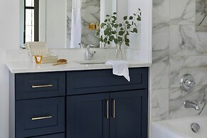 Sonder by Marriott Bonvoy Dovetail Apartments Downtown