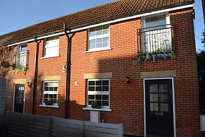 Frinton Escapes - The Cottage