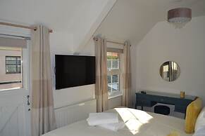 Frinton Escapes - The Cottage