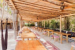 Éteka Slow Beach Hotel - Adults only