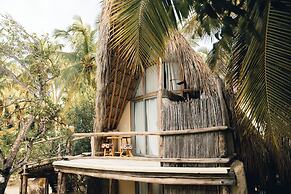 Éteka Slow Beach Hotel