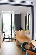 The Quart Ruamrudee by UHG