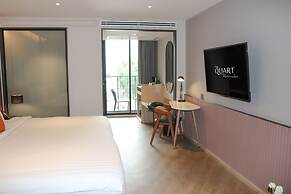 The Quart Ruamrudee by UHG