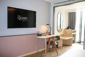 The Quart Ruamrudee by UHG