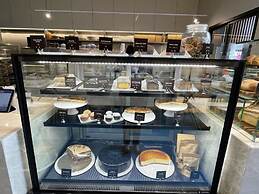 The Quart Ruamrudee by UHG