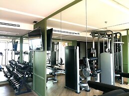 The Quart Ruamrudee by UHG