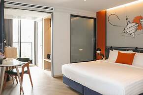 The Quart Ruamrudee by UHG