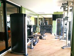 The Quart Ruamrudee by UHG