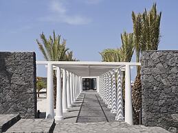 Cresanto Luxury Suites