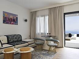 Cresanto Luxury Suites