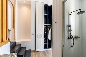 Cresanto Luxury Suites