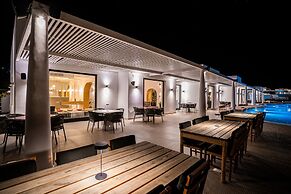 Cresanto Luxury Suites