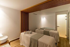 Cresanto Luxury Suites