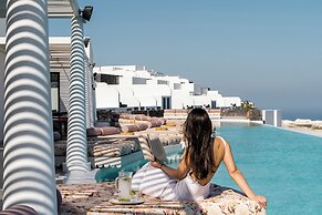 Cresanto Luxury Suites