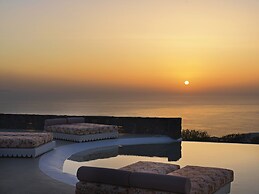 Cresanto Luxury Suites