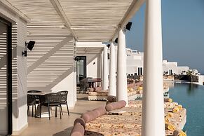 Cresanto Luxury Suites