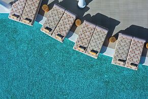 Cresanto Luxury Suites