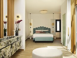 Cresanto Luxury Suites