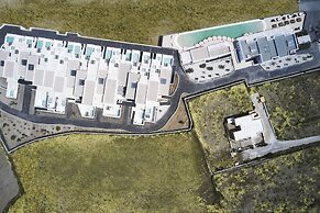 Cresanto Luxury Suites