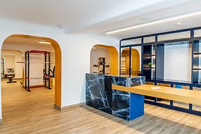 Cresanto Luxury Suites