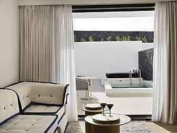 Cresanto Luxury Suites