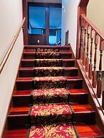 Harbourview Inn & Suites